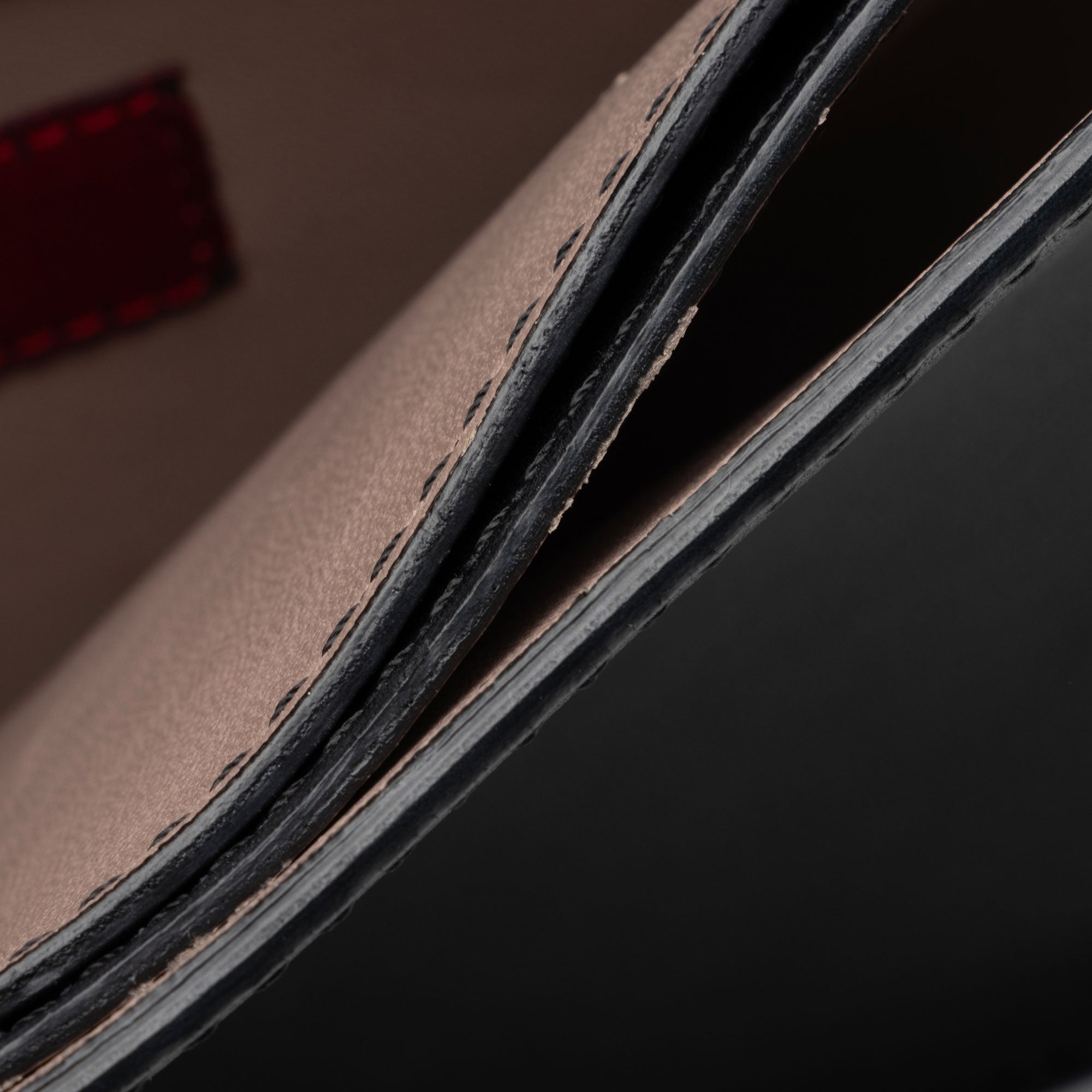 Valentino Nappa Leather Rockstud Clutch (SHF-RoJnJH)