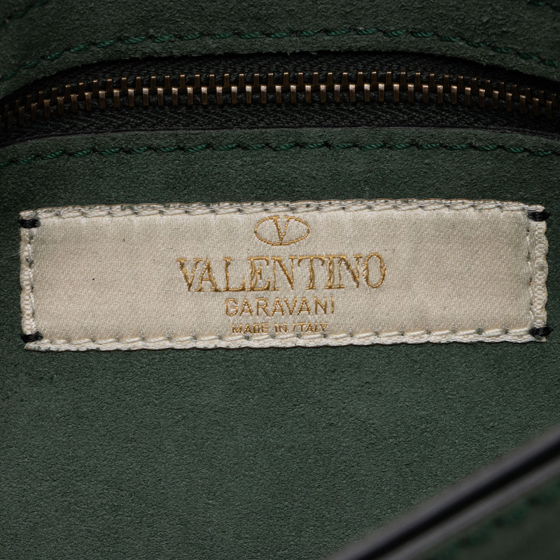 Valentino Nappa Leather Rolling Rockstud Clutch (SHF-FtSKJn)