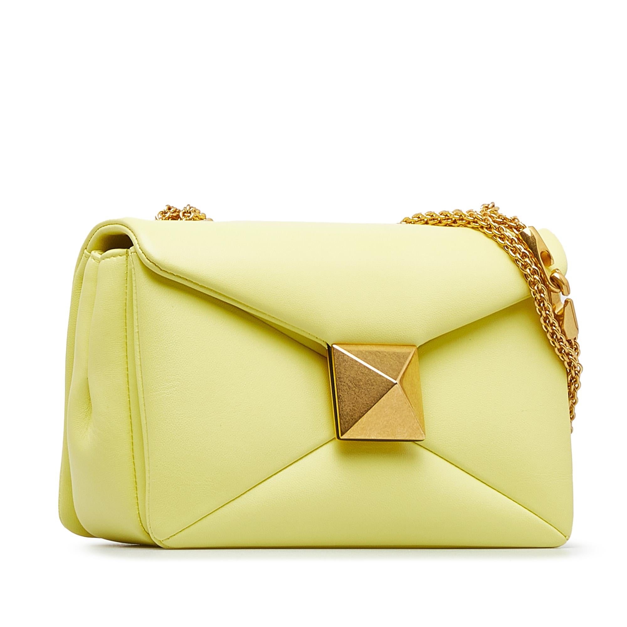 Valentino One Stud Crossbody Bag (SHG-eDElyM)