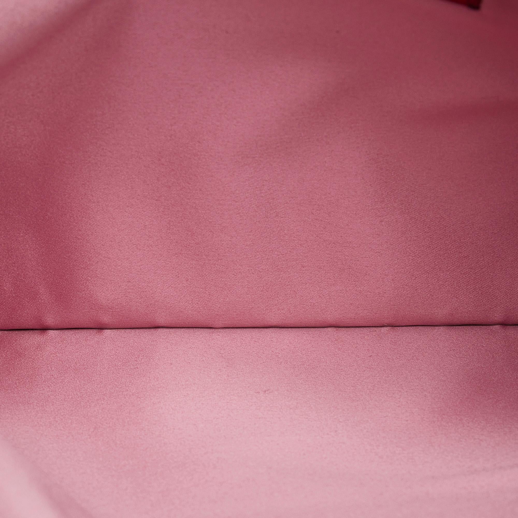 Valentino Rockstud Clutch Bag (SHG-JRNMRV)