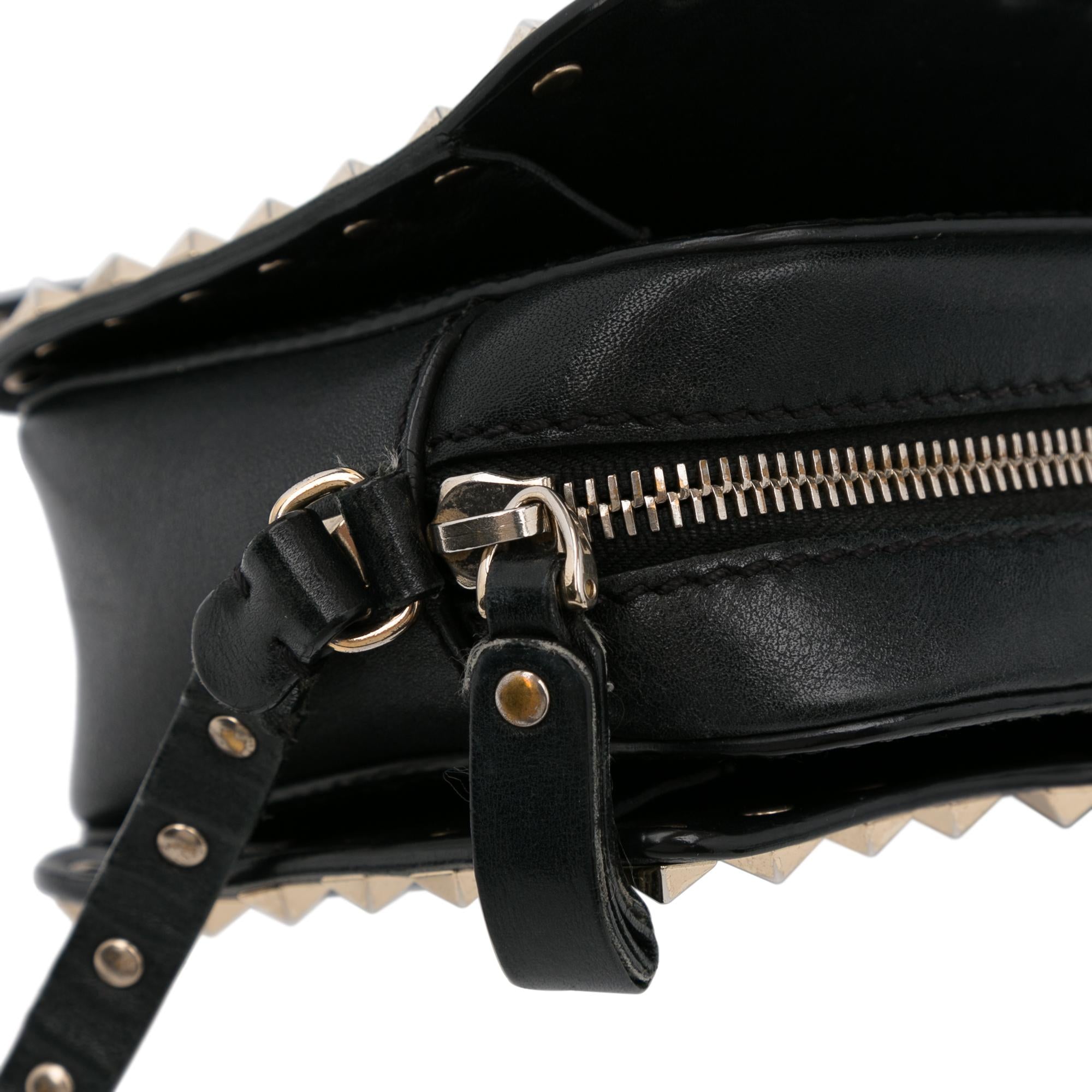 Valentino Rockstud Crossbody Bag (SHG-Oo277z)