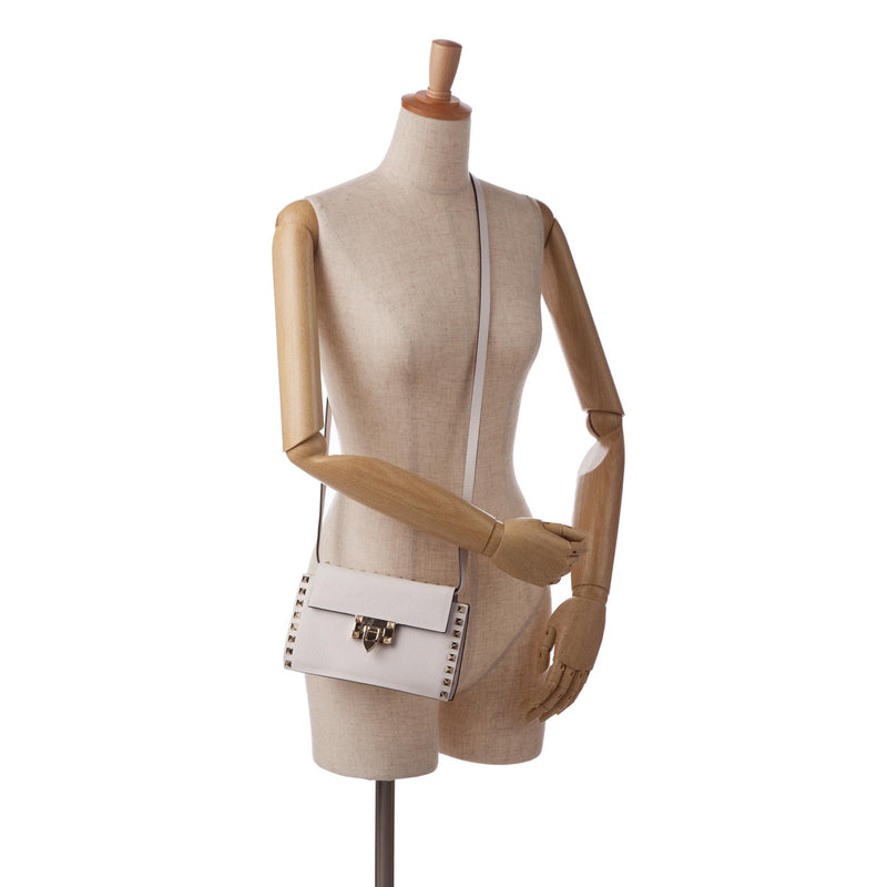 SMALL ROCKSTUD GRAINY CALFSKIN CROSSBODY BAG