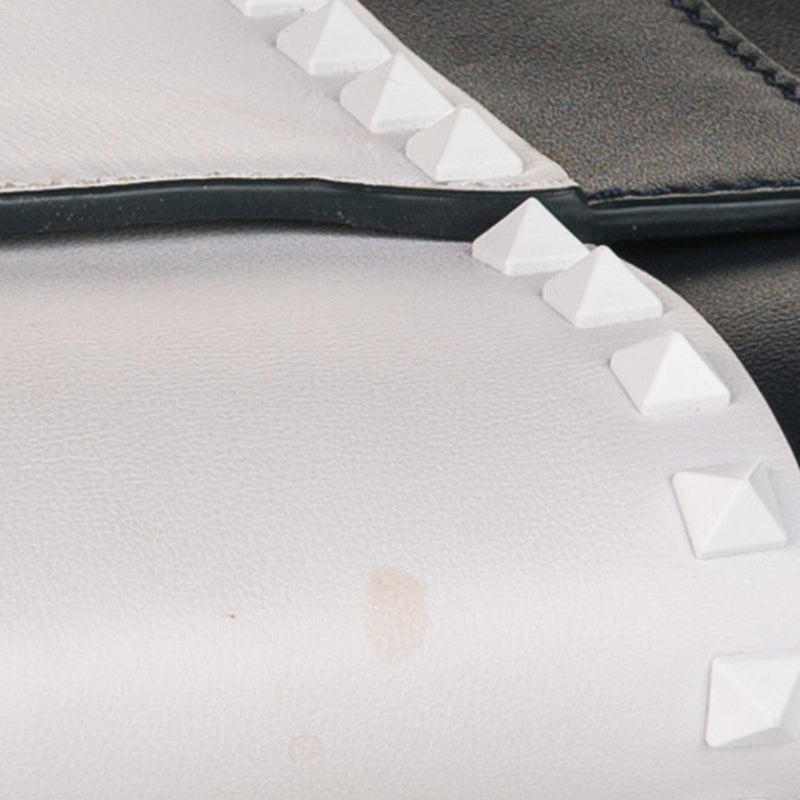 Valentino Rockstud Free Leather Crossbody Bag (SHG-35102)