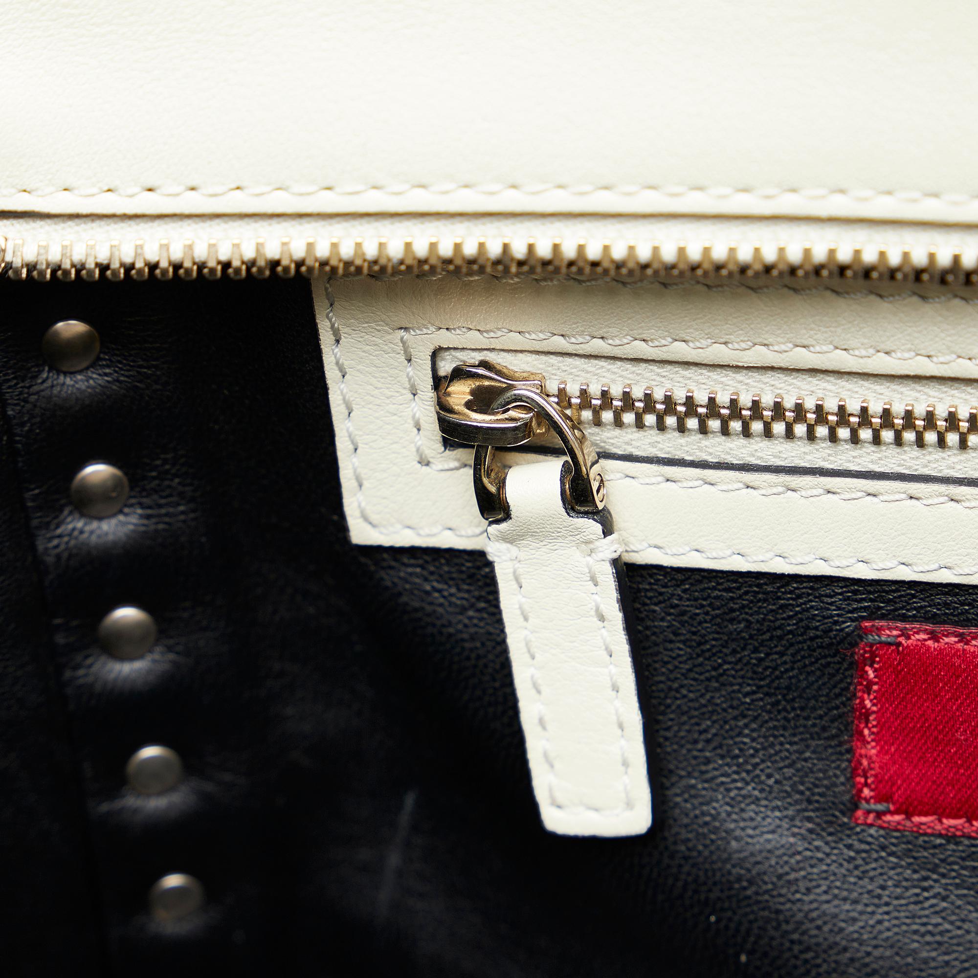 Valentino Rockstud Satchel (SHG-csBRe3)