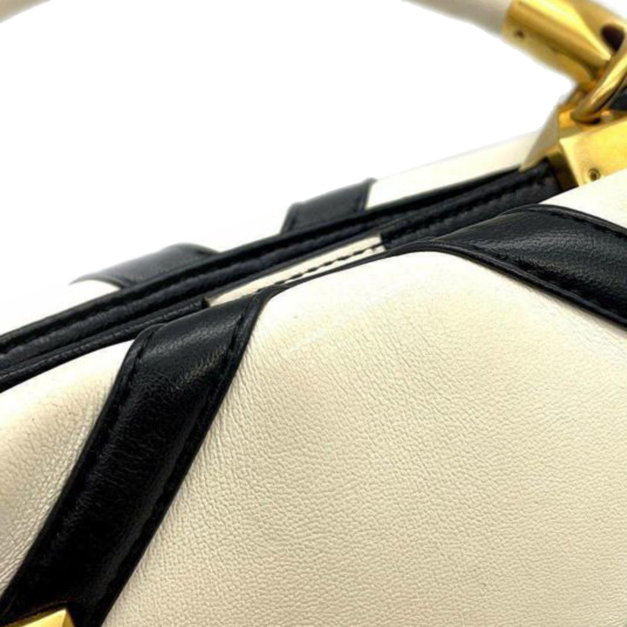 Valentino Roman Stud Satchel (SHG-XnmL16)