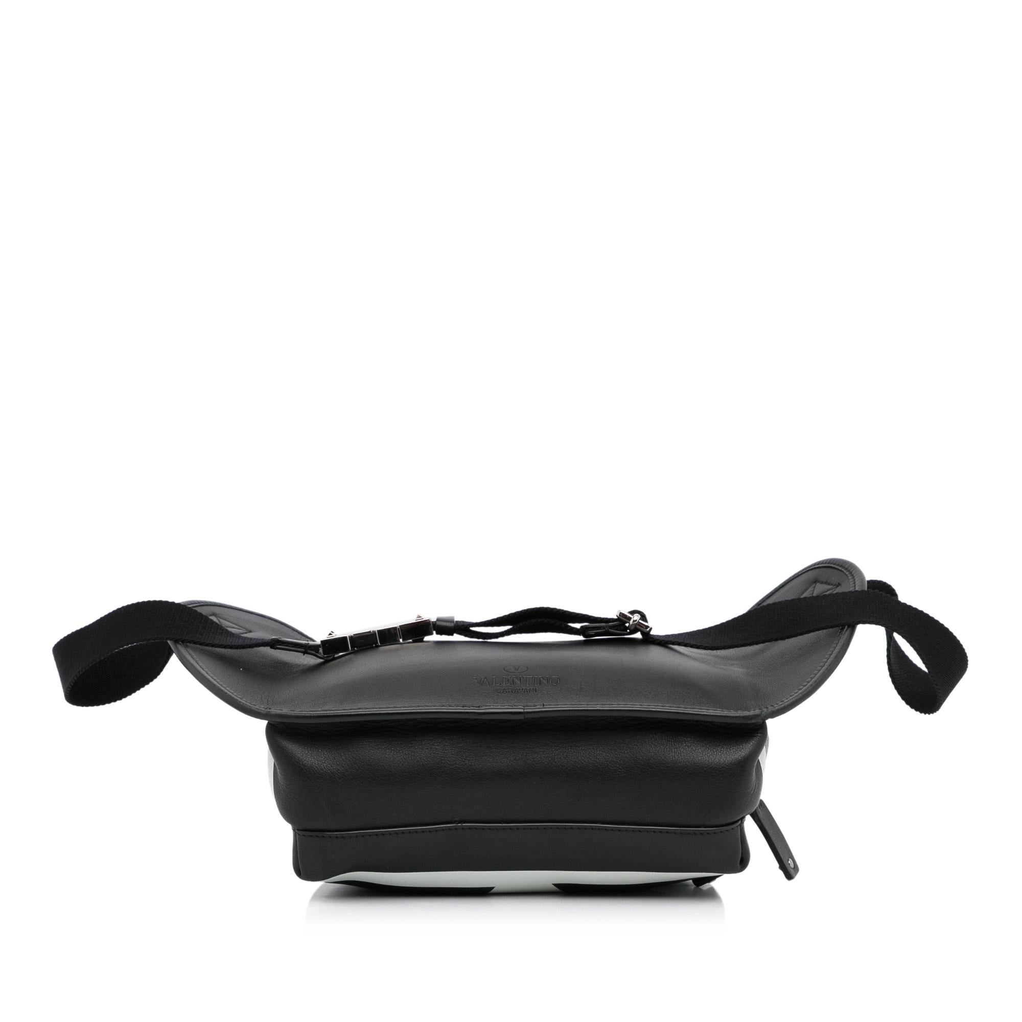 Valentino V Logo Belt Bag (SHG-urd3lq)