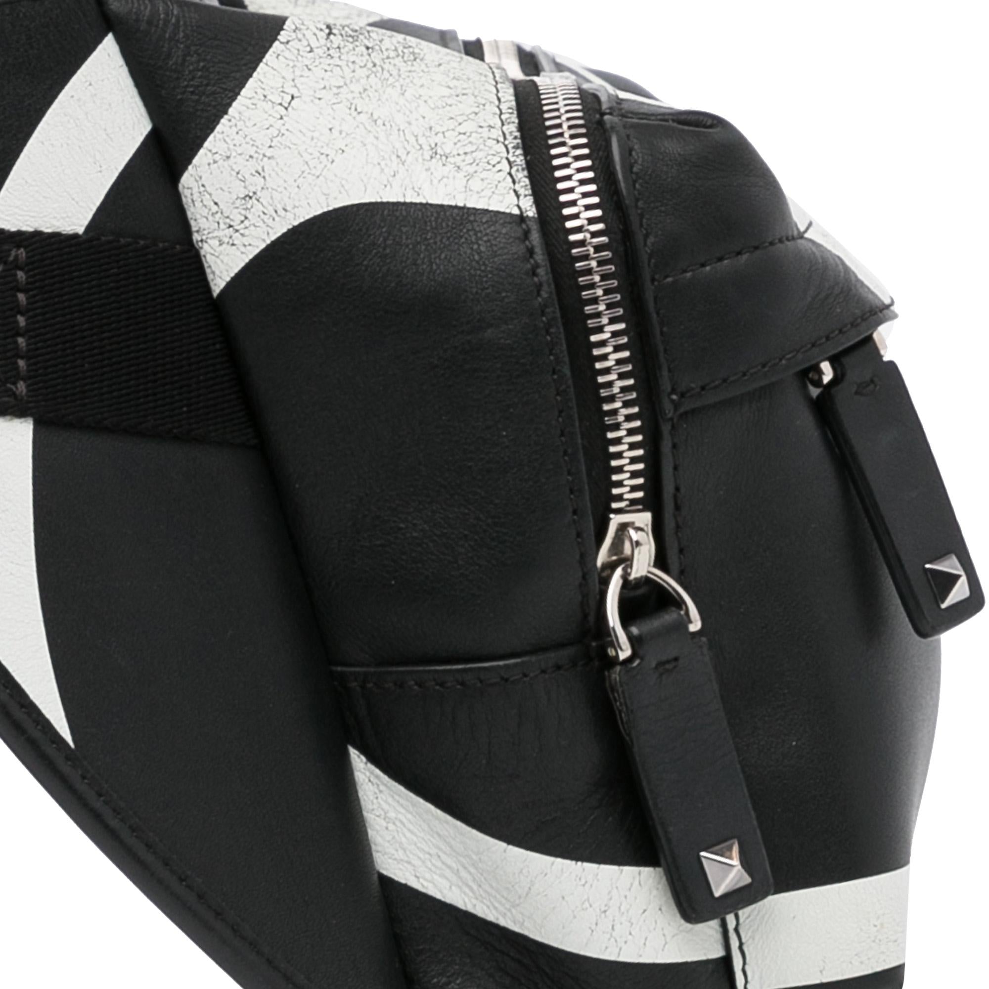 Valentino V Logo Belt Bag (SHG-urd3lq)