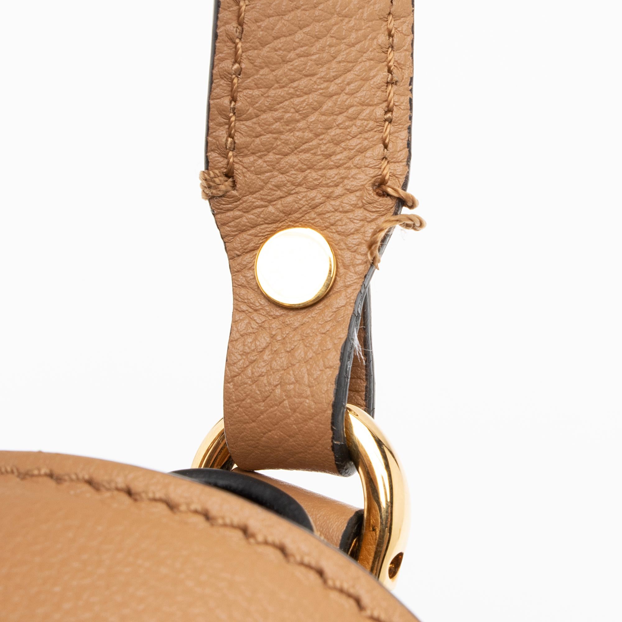 Versace Grained Leather Le Medusa Medium Satchel (SHF-STNaOB)