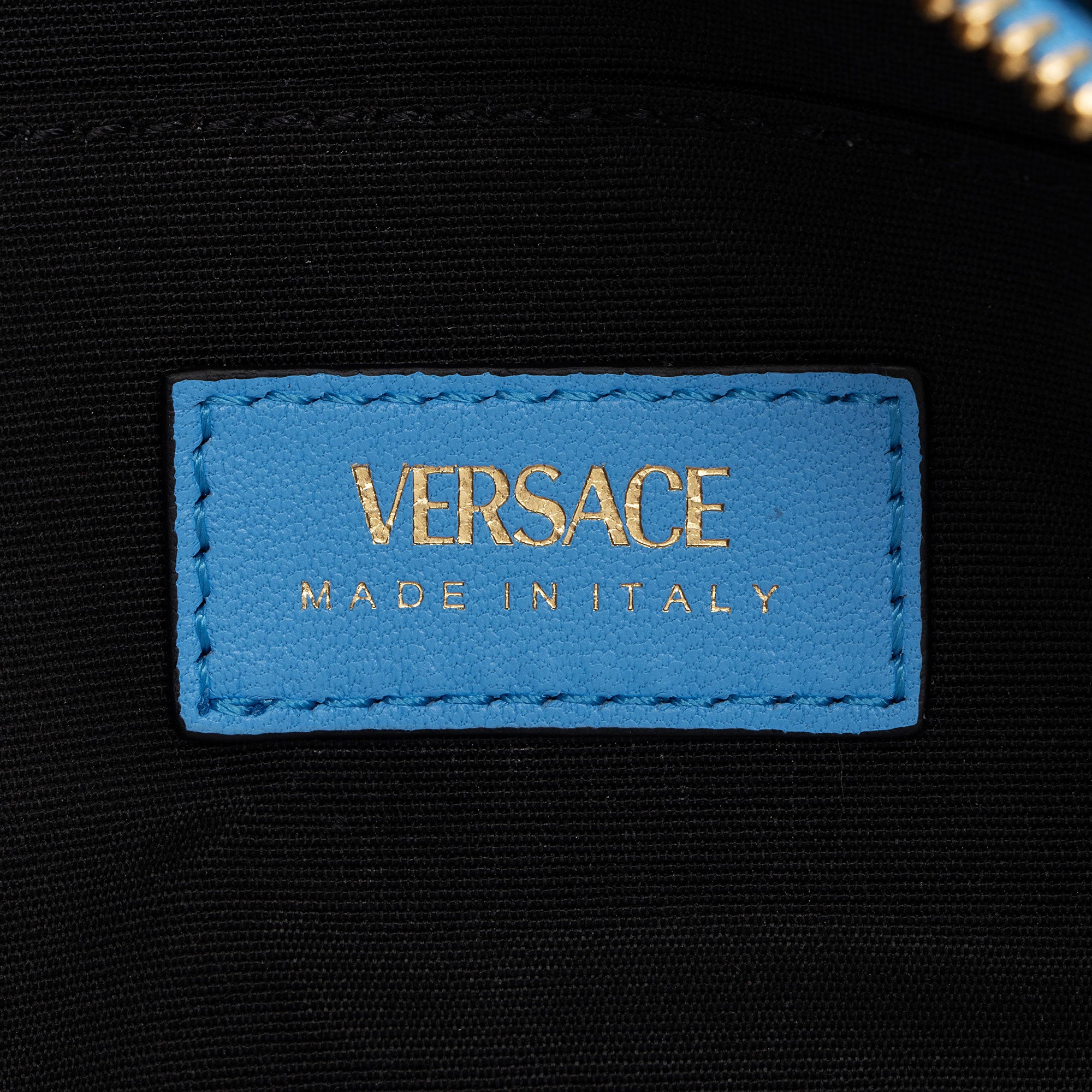 Versace Quilted Leather Medusa Camera Bag (SHF-EYi4UC)