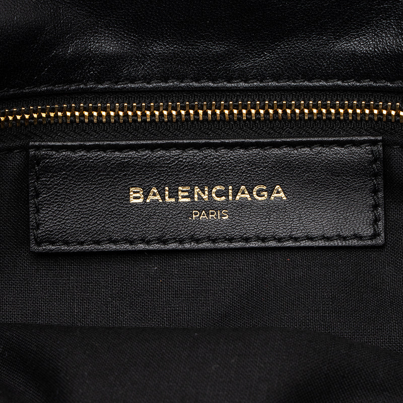 Balenciaga Agneau Metallic Edge Giant 12 Envelope Strap Clutch (SHF-18649)
