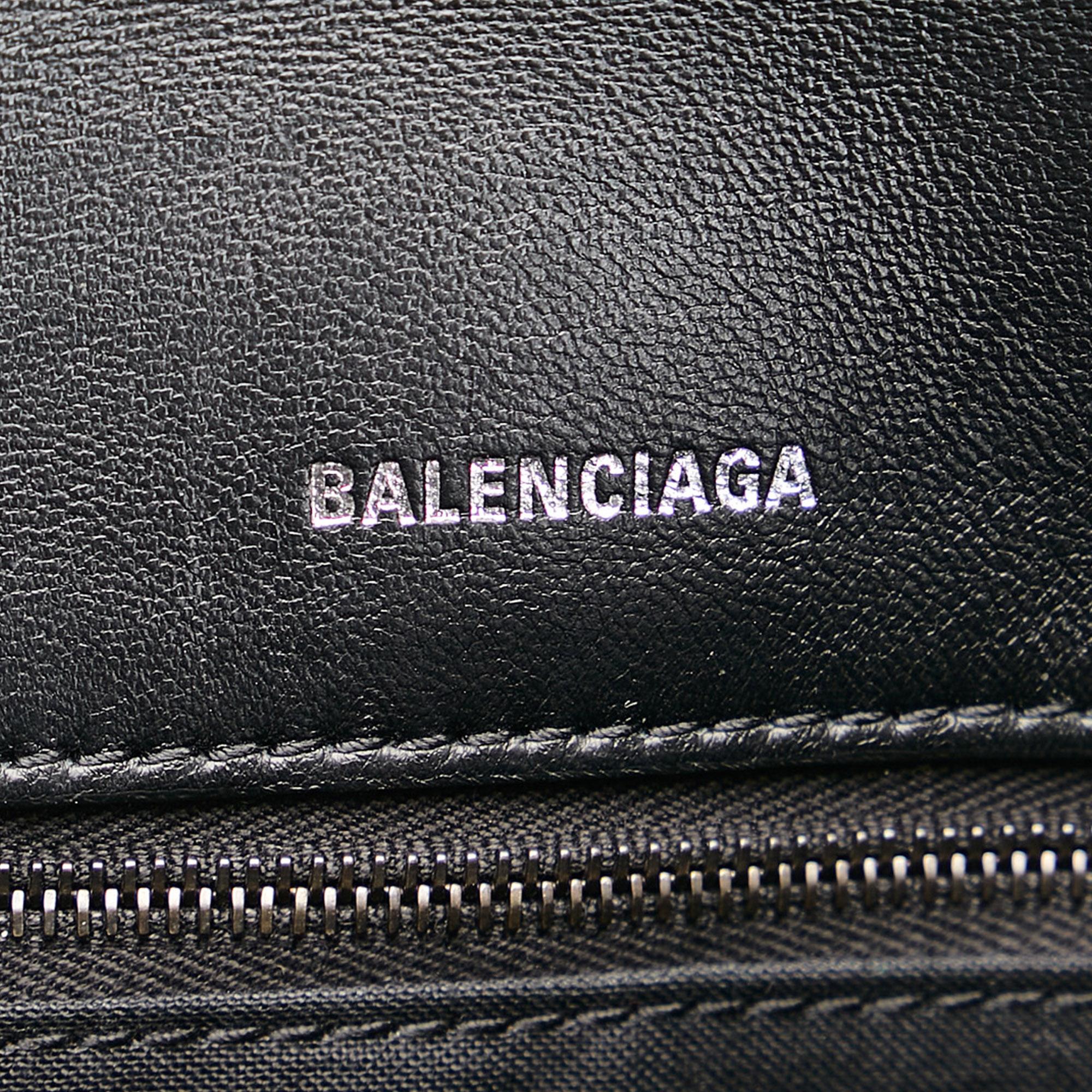 Balenciaga Touch Puffy Clutch (SHG-35082)