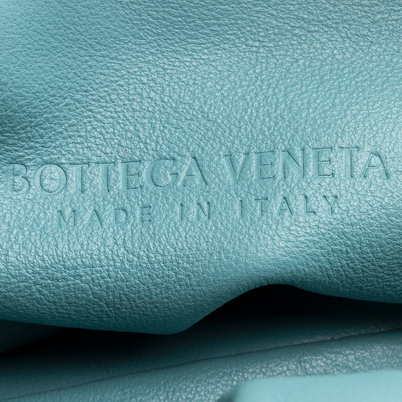 Bottega Veneta Patent Calfskin Mini Pouch (SHF-VdaaY4) – LuxeDH