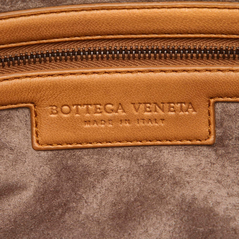 Bottega Veneta Embroidered Intrecciato Leather Handbag (SHG-23124)