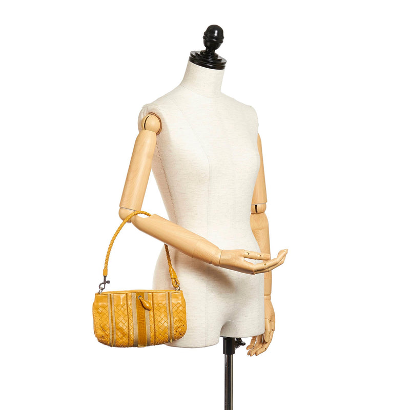 Bottega Veneta Intrecciato Leather Shoulder Bag (SHG-27650)
