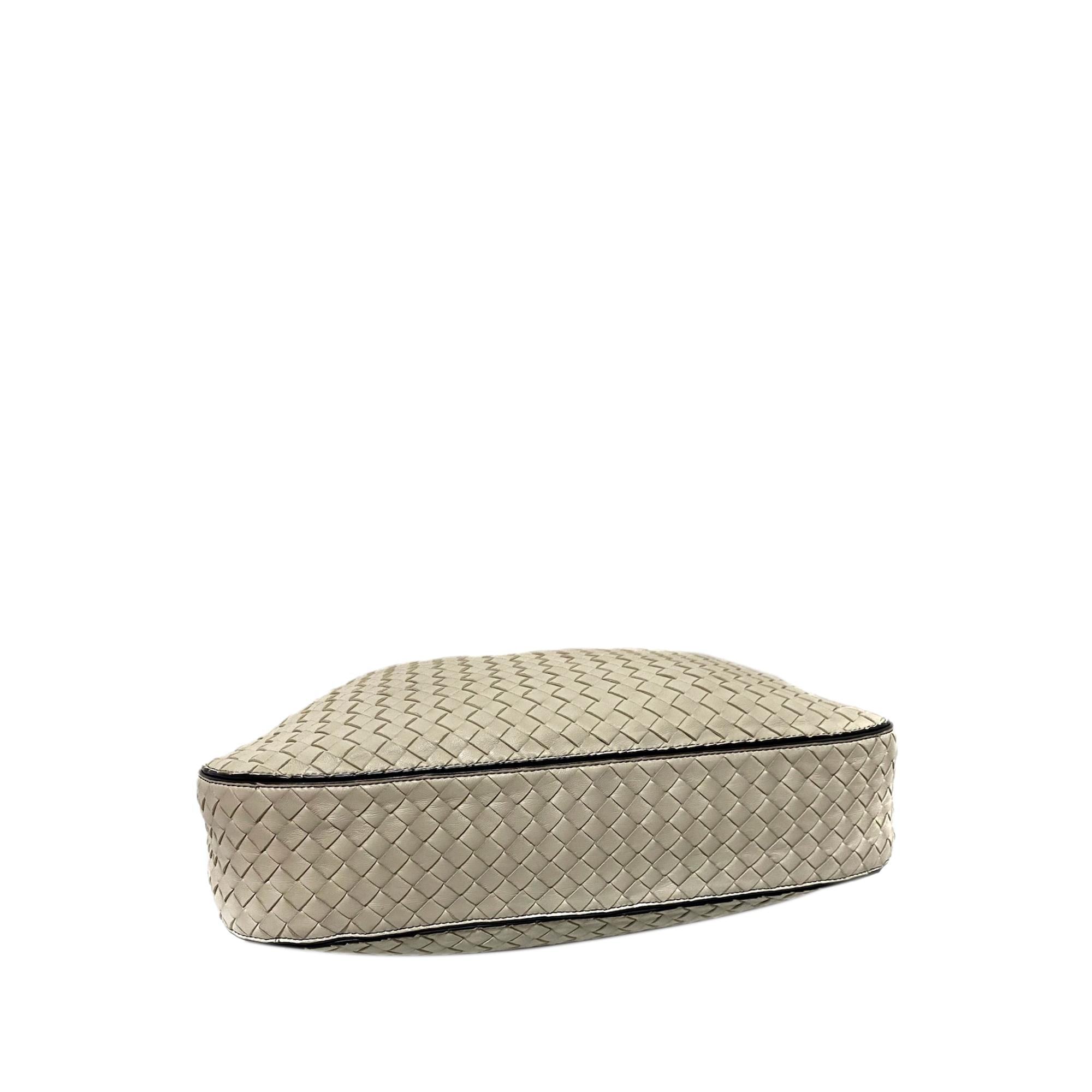 Bottega Veneta Intrecciato Loop Leather Hobo Bag (SHG-35862)