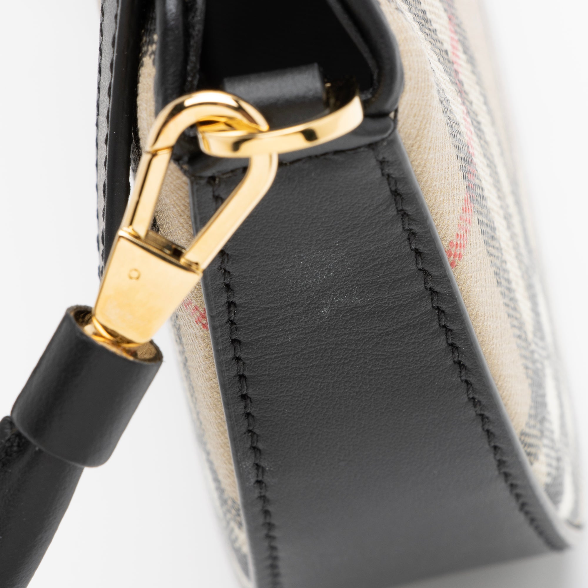 Burberry Calfskin Vintage Check Olympia Pouch (SHF-23490)