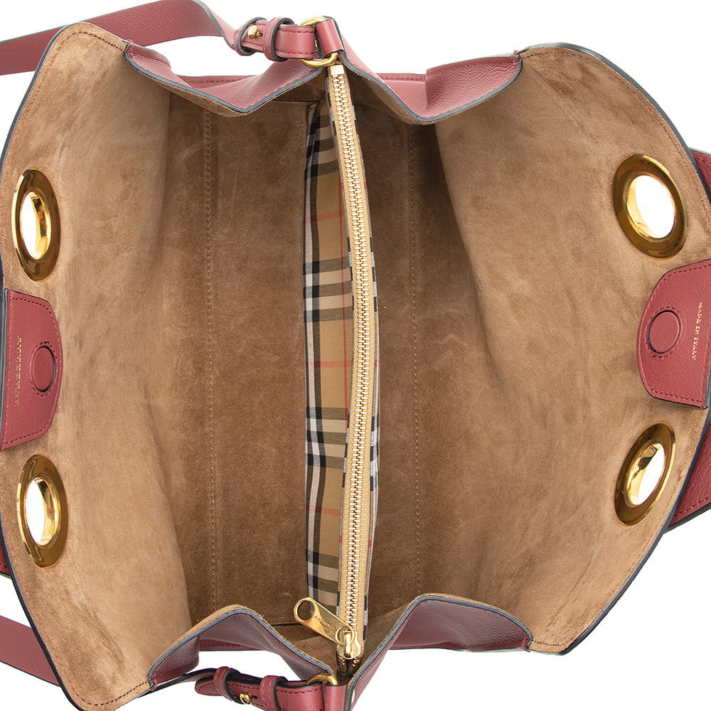 Burberry Leather Crest Grommet Detail Tote (SHF-20382)