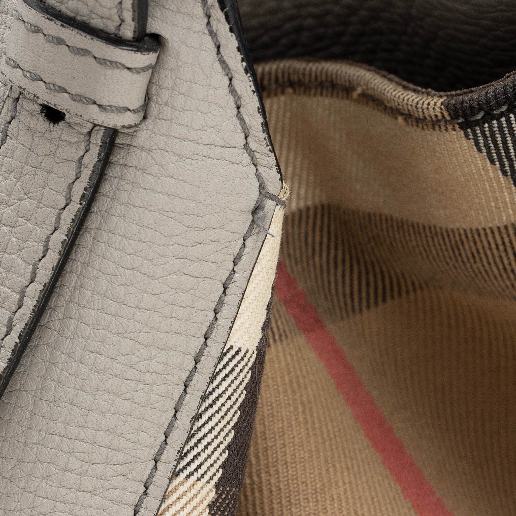 Burberry Leather House Check Derby Canterbury Small Tote (SHF-22598)