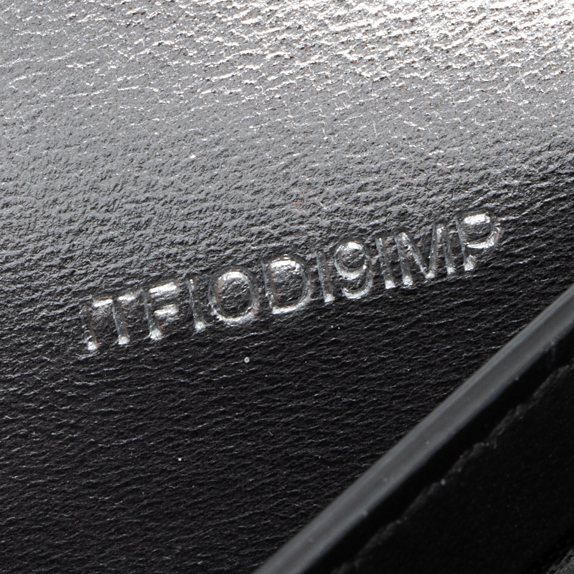 Burberry Metallic Quilted Lambskin TB Lola Wallet on Chain (SHF-22393)