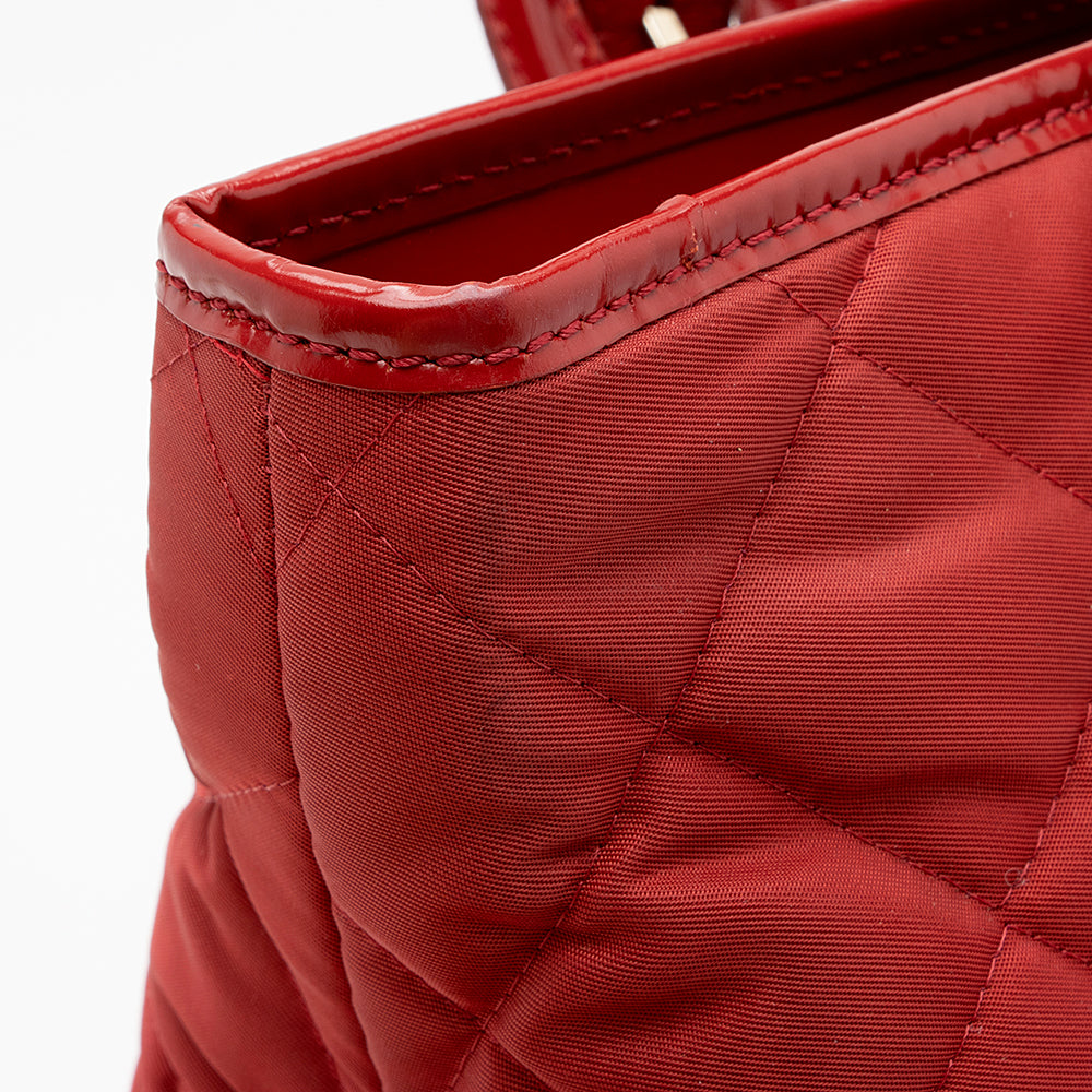 Burberry Nylon Quilted Tote (SHF-16328)