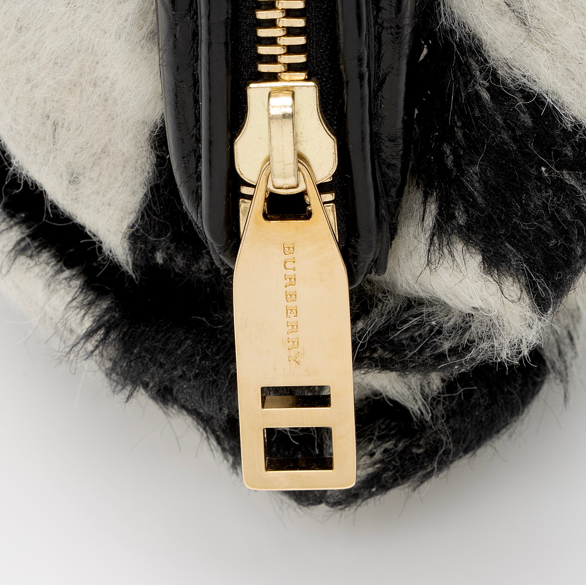 Burberry Prorsum Alpaca Alligator Suede Wilbur Crossbody Bag (SHF-22523)