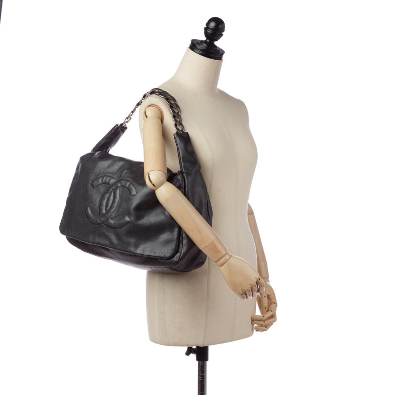 Chanel CC Caviar Leather Handbag (SHG-32089)