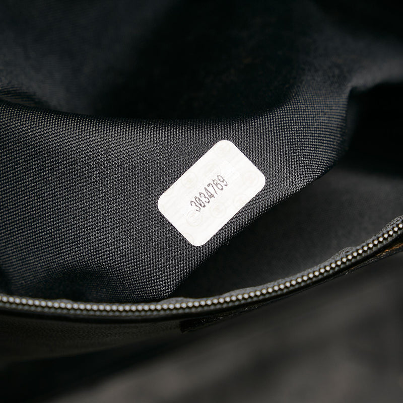 Chanel CC Caviar Shoulder Bag (SHG-K6gwmc)