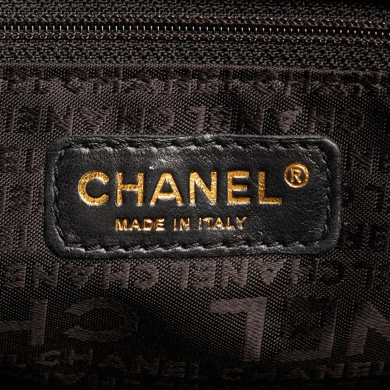 Chanel CC Choco Bar Lambskin Handbag (SHG-33486)