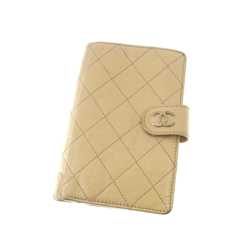 Chanel Leather Card Holder (SHG-34265) – LuxeDH