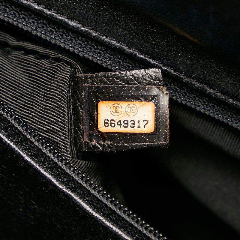 CHANEL Python Matelasse lined Chain Shoulder Bag Purpe Leather CC Auth  22957 Purple Cloth ref.335239 - Joli Closet