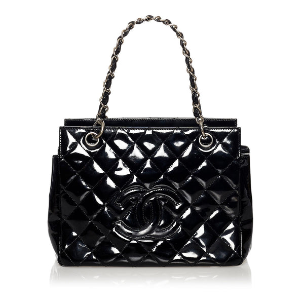 Chanel CC Matelasse Patent Leather Handbag (SHG-31017)