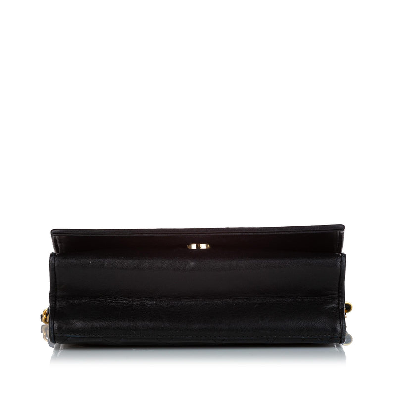 Chanel CC Timeless Lambskin Leather Shoulder Bag (SHG-YHmEE4)
