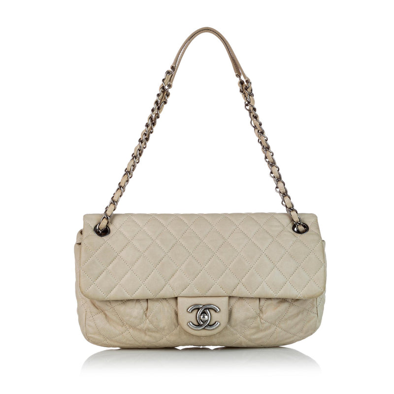 Chanel Beige Lambskin Medium Classic Double Flap Bag For Sale at 1stDibs