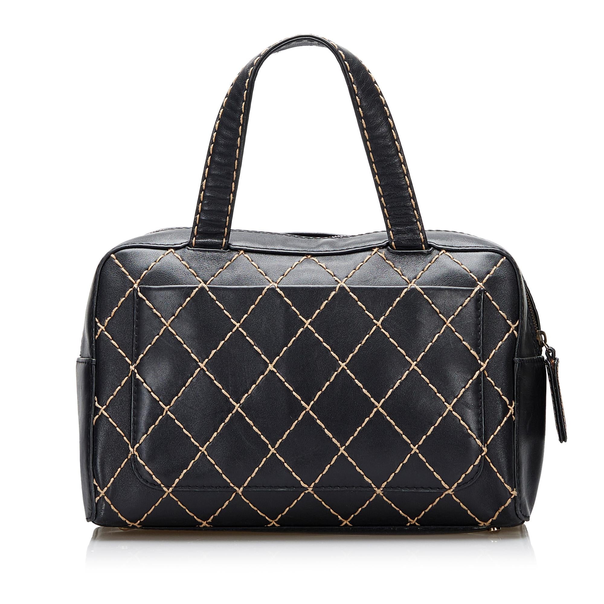 Chanel CC Wild Stitch Handbag (SHG-T7IDdF)