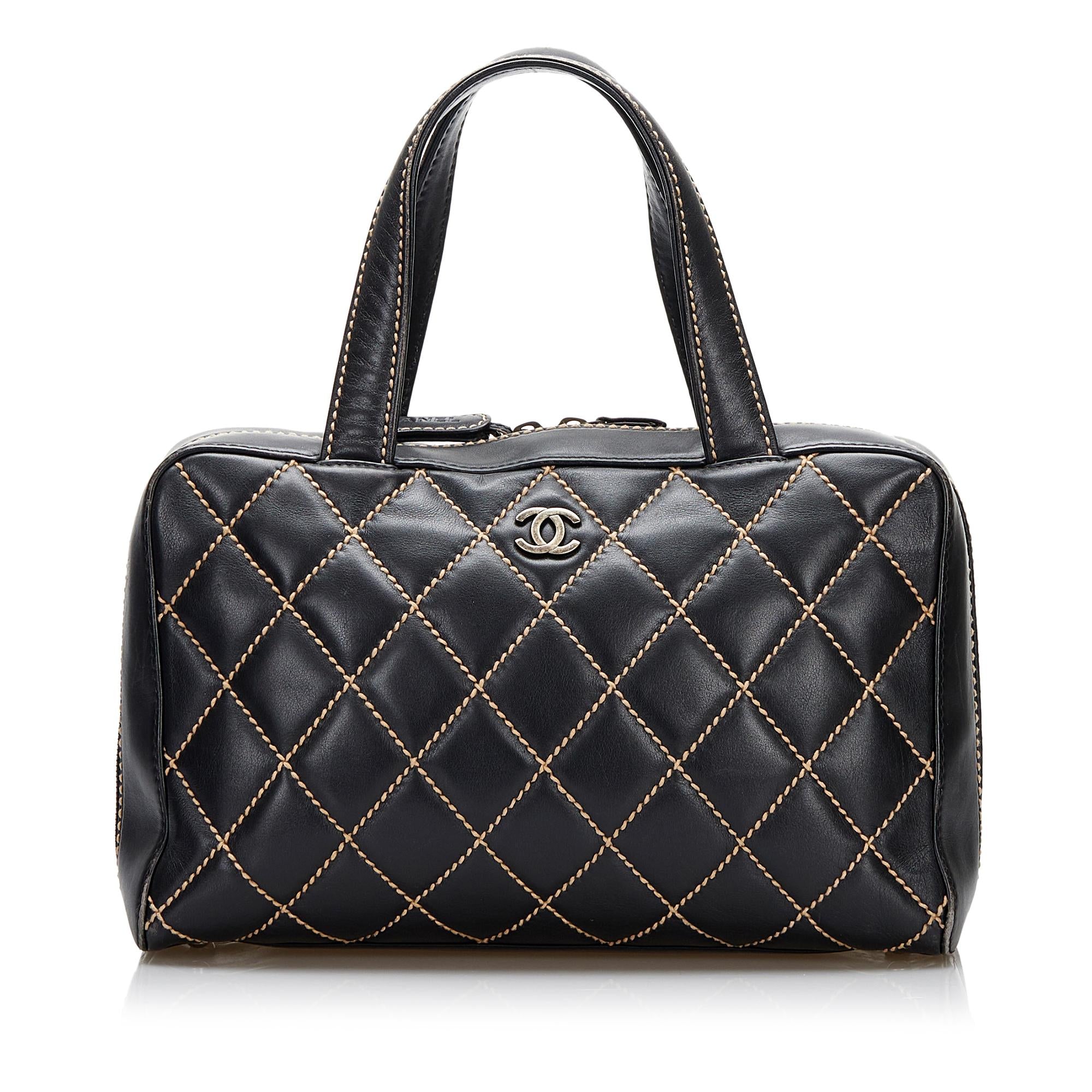 Chanel CC Wild Stitch Handbag (SHG-Dj8rWv)