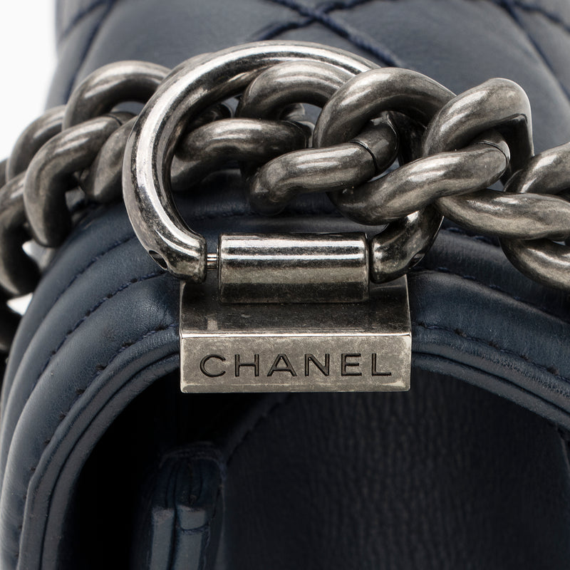 Snag the Latest CHANEL CHANEL Boy Large Bags & Handbags for Women with Fast  and Free Shipping. Authenticity Guaranteed on Designer Handbags $500+ at  .