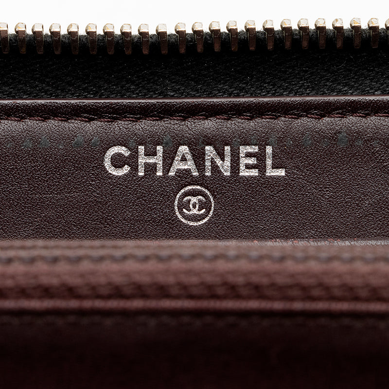 Chanel Caviar Leather CC Zip Around Wallet (SHF-21319)