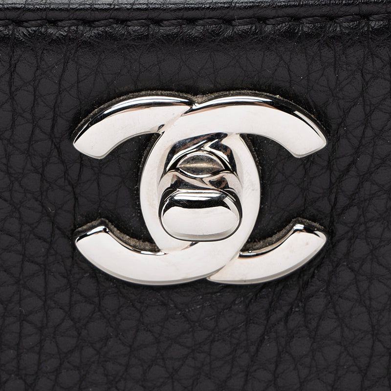 Chanel Caviar Leather Cerf Classic Executive Tote (SHF-vQMVxy)