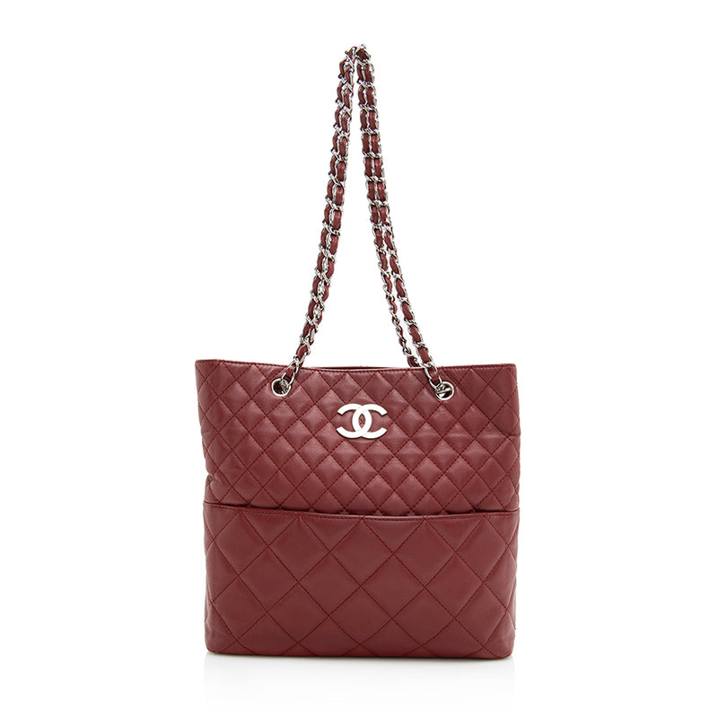 Chanel - Authenticated Gabrielle Handbag - Leather Burgundy Plain for Women, Never Worn