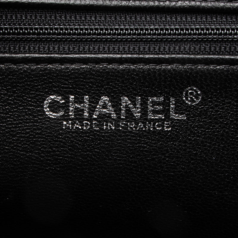 Chanel Caviar Leather Medallion Tote (SHF-23125)