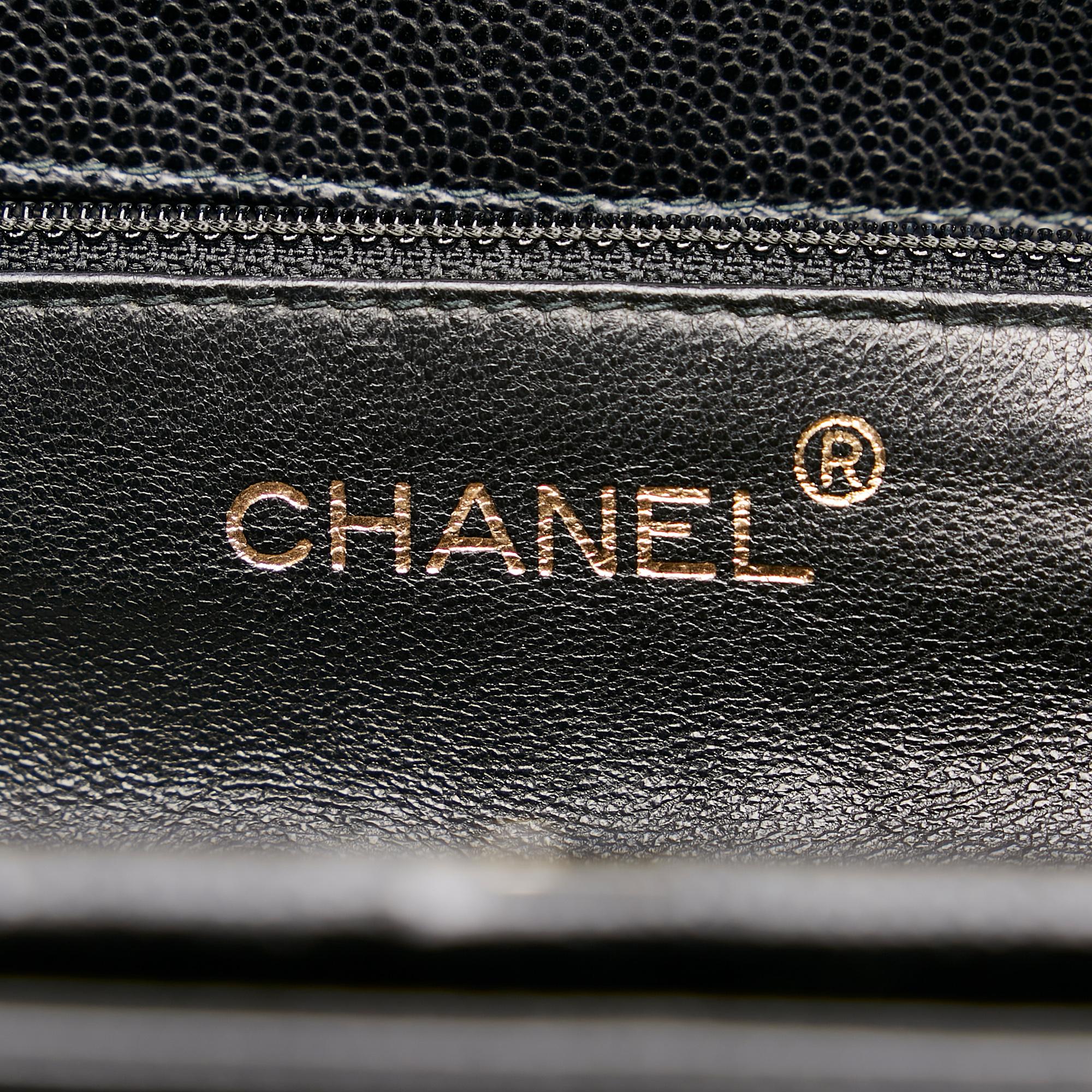Chanel Caviar Leather Shoulder Bag (SHG-34657)