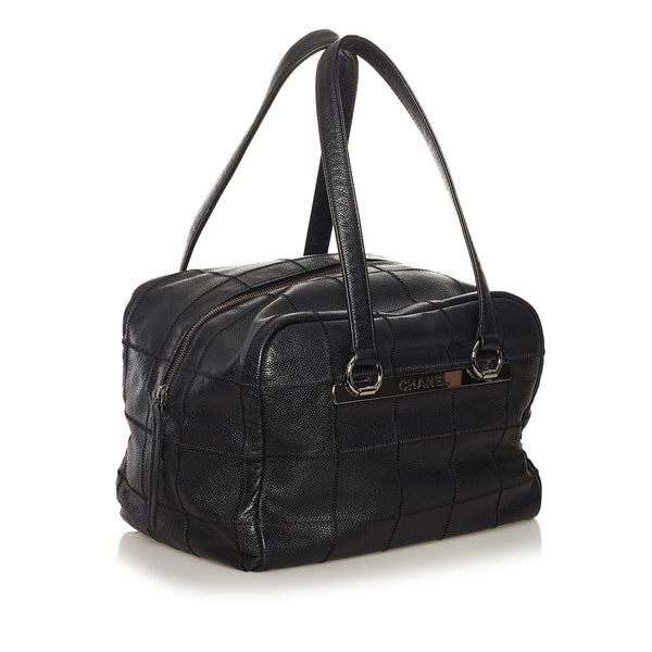 Chanel Caviar Square Quilt LAX Bowler Bag (SHG-34610)