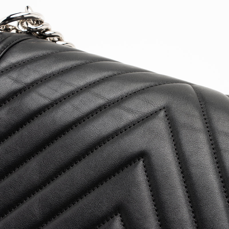 Chanel Chevron Lambskin New Medium Boy Bag (SHF-23076)