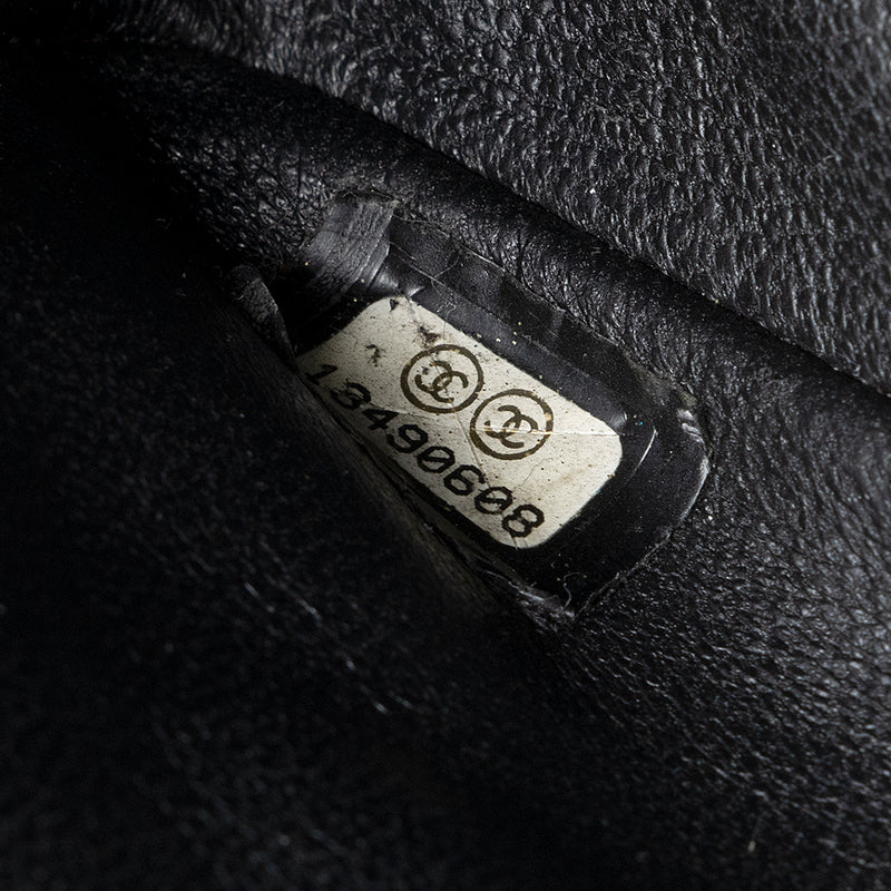 Chanel Chevron Metallic Aged Calfskin Bubble Small Flap Bag (SHF-22686 –  LuxeDH