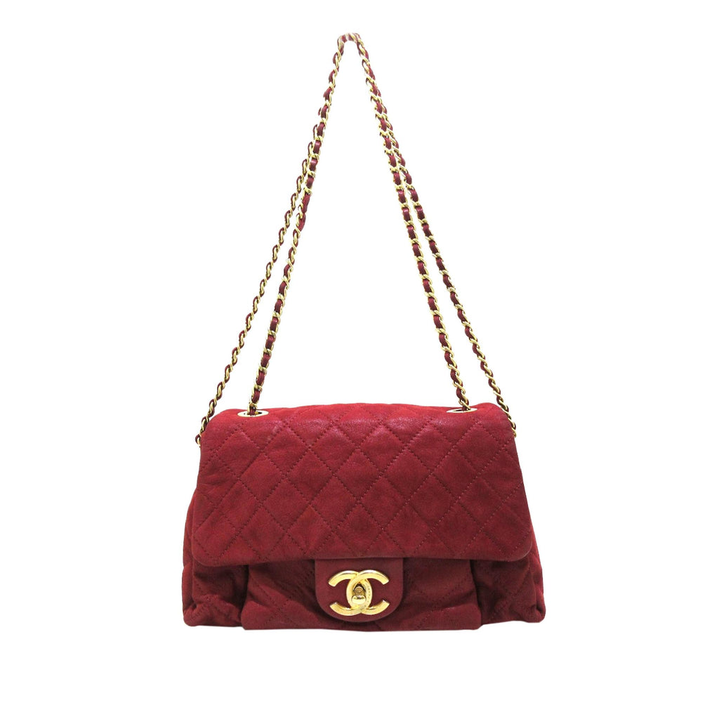 Chanel Chic Quilt Flap Iridescent Leather Shoulder Bag Red