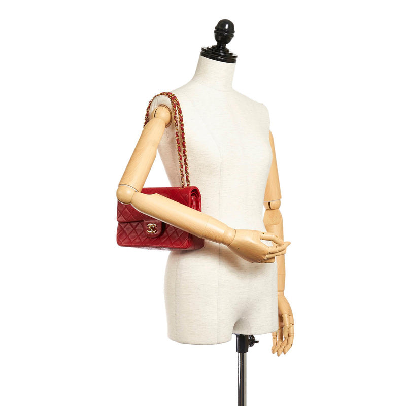 Chanel Classic Small Lambskin Leather Single Flap Bag (SHG-28011