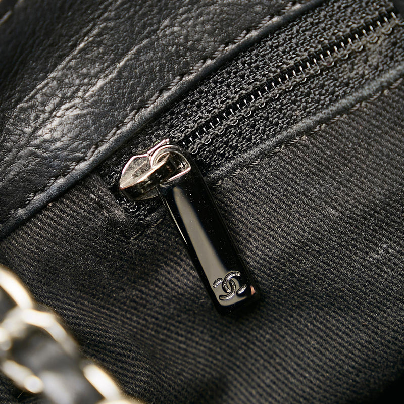 Chanel Black Diamond Stitch Jumbo Accordion Classic Flap Bag