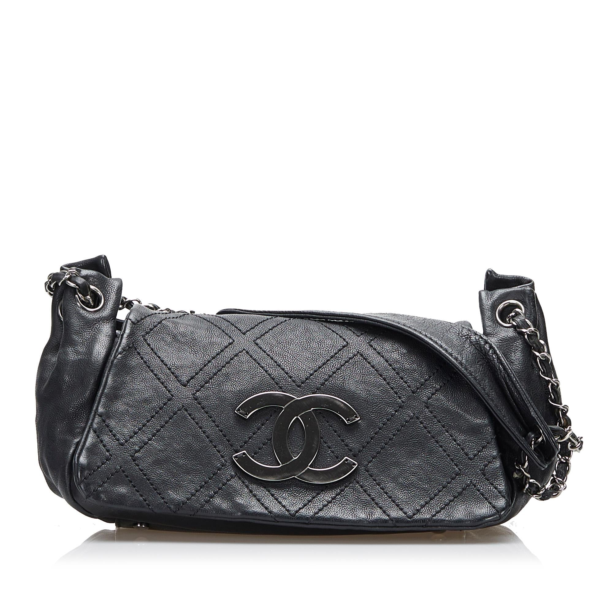 Chanel Diamond Stitch Accordion Flap (SHG-B6Y3QK)