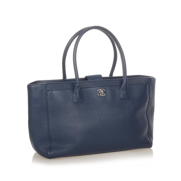 Chanel Dark Blue Leather Small Cerf Executive Tote Chanel