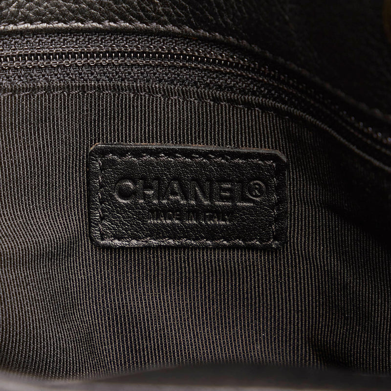 Chanel Executive Cerf Leather Handbag (SHG-33477)